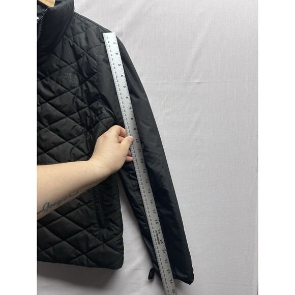 The North Face Women’s Small Black Quilted Jacket Zip Pockets Light Weight - Picture 5 of 10